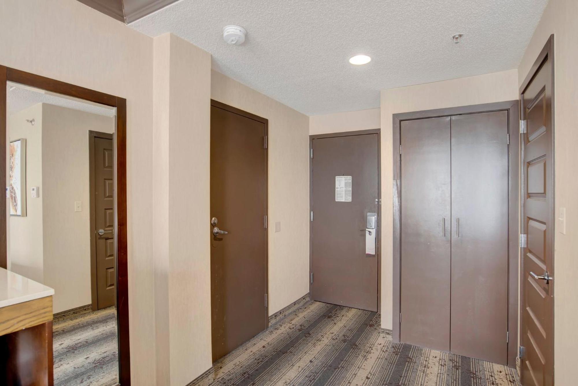 Crowne Plaza Hotel Harrisburg-Hershey By Ihg Екстериор снимка