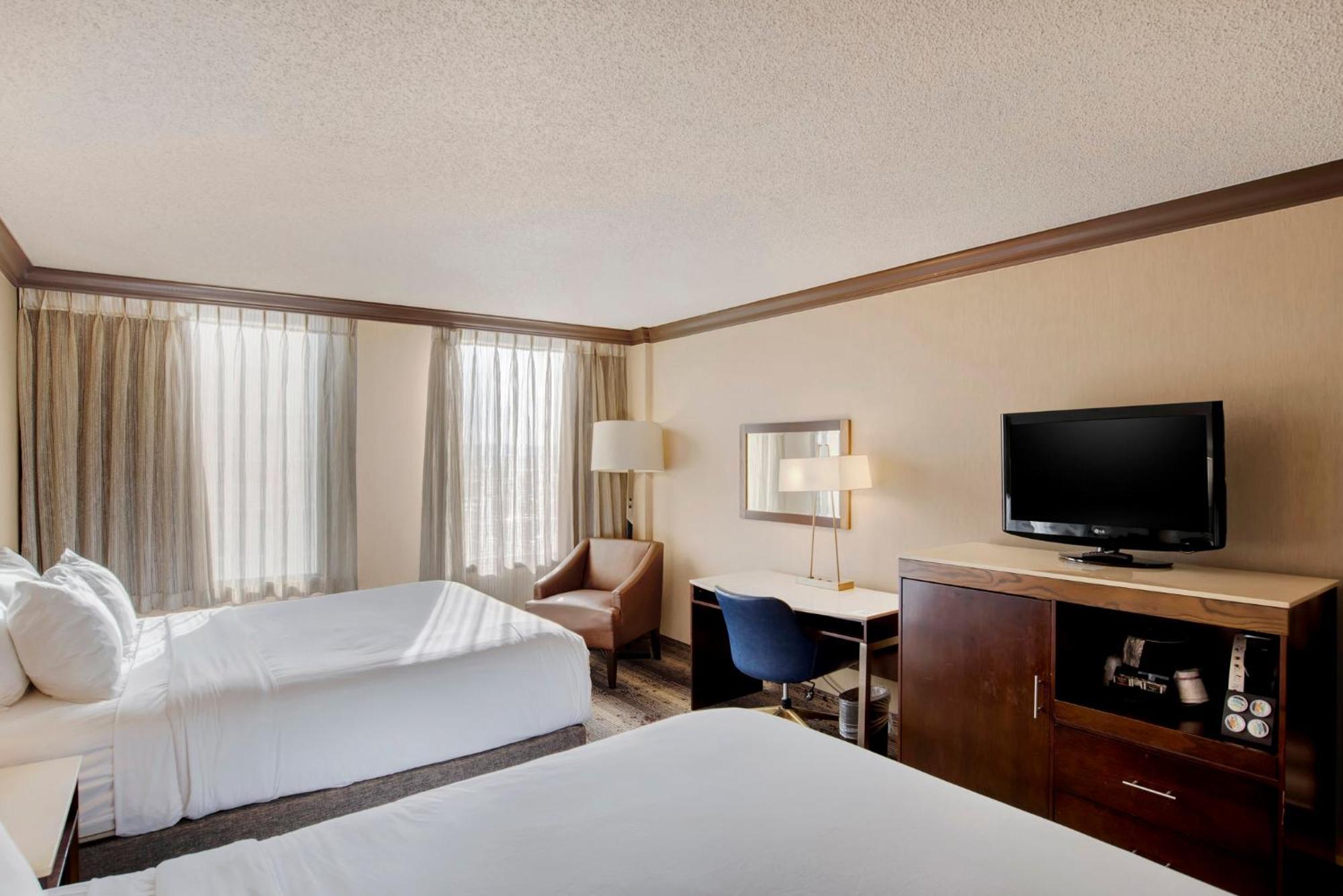 Crowne Plaza Hotel Harrisburg-Hershey By Ihg Екстериор снимка